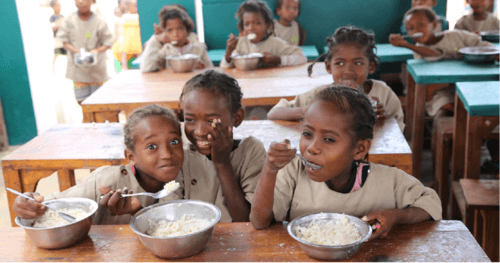 L’accès à l’éducation et à l’alimentation pour les jeunes malgaches