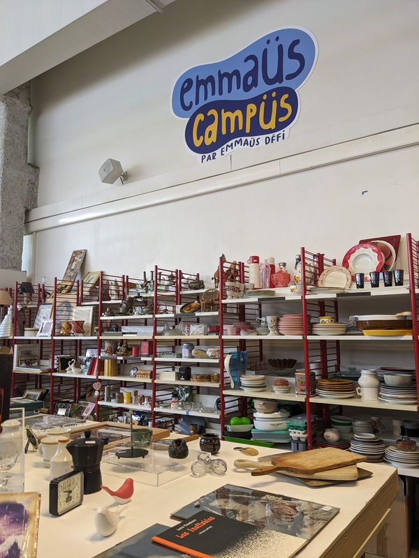 A new Emmaüs Campüs boutique in the 5th arrondissement of Paris! update
